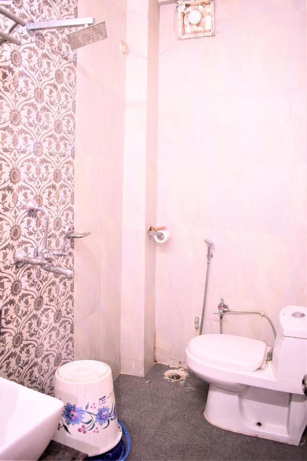 Ds Residency Varanasi-Prime Location-Parking Exteriér fotografie